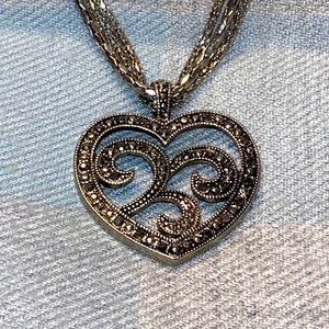 🌀Antique Looking Heart Pendant Necklace 🪅